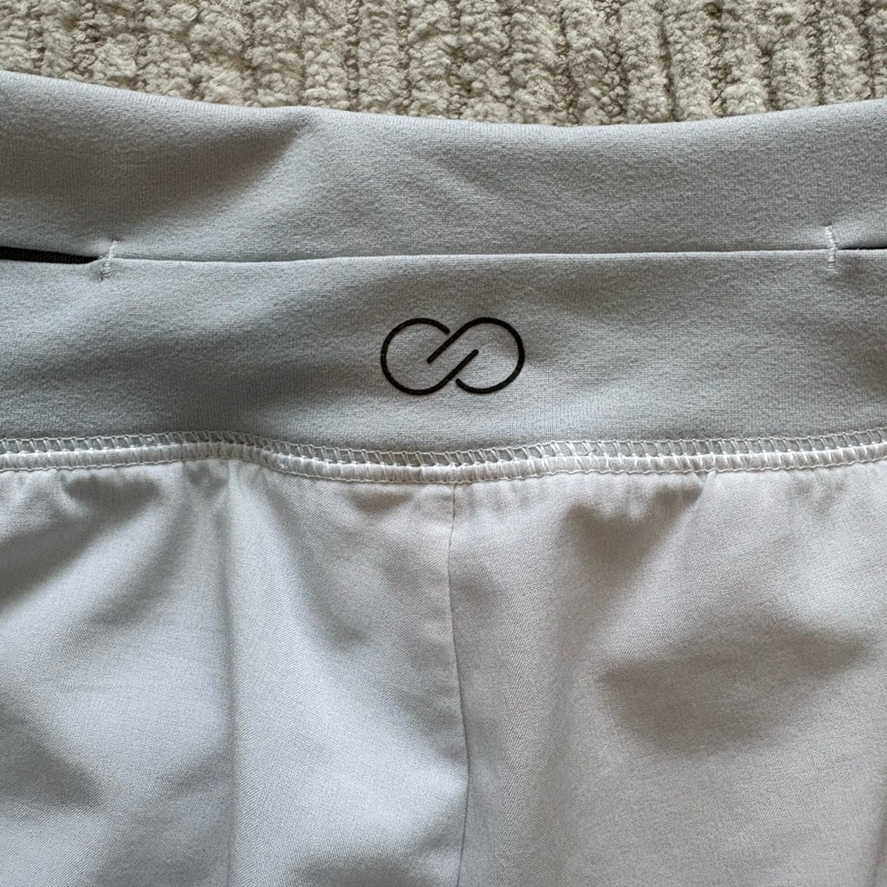 CALIA by Carrie Underwood Women’s Anywhere Petal  Shorts White Size XS - Picture 4 of 4